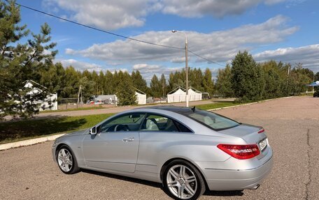 Mercedes-Benz E-Класс, 2011 год, 1 380 000 рублей, 5 фотография