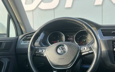 Volkswagen Tiguan II, 2018 год, 2 750 000 рублей, 13 фотография
