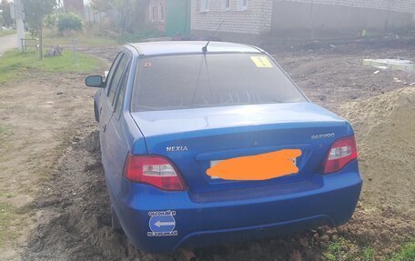 Daewoo Nexia I рестайлинг, 2012 год, 100 000 рублей, 2 фотография