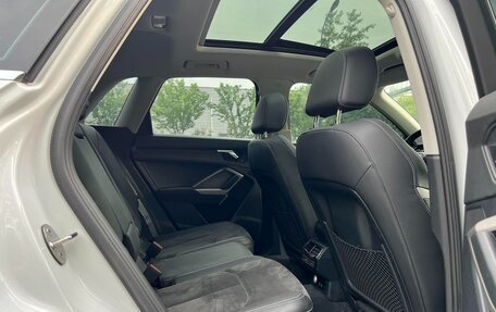 Audi Q3, 2022 год, 2 100 000 рублей, 12 фотография