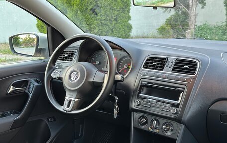 Volkswagen Polo VI (EU Market), 2011 год, 780 000 рублей, 11 фотография