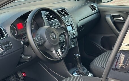 Volkswagen Polo VI (EU Market), 2011 год, 780 000 рублей, 13 фотография