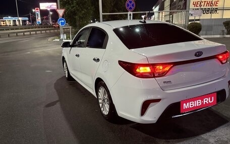 KIA Rio IV, 2017 год, 1 390 000 рублей, 2 фотография