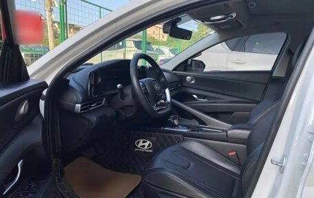 Hyundai Elantra, 2022 год, 1 607 007 рублей, 15 фотография