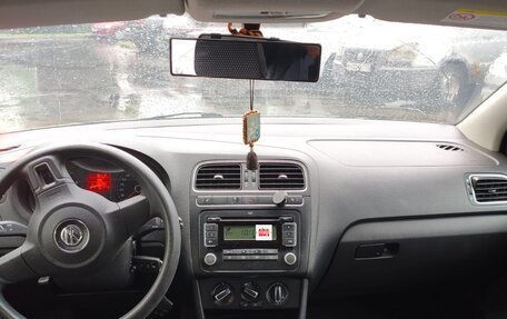Volkswagen Polo VI (EU Market), 2010 год, 600 000 рублей, 5 фотография