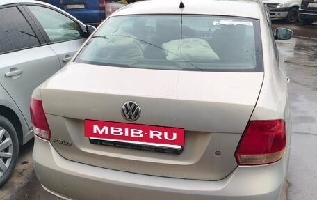 Volkswagen Polo VI (EU Market), 2010 год, 600 000 рублей, 3 фотография