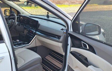 KIA Carnival, 2021 год, 4 200 000 рублей, 9 фотография
