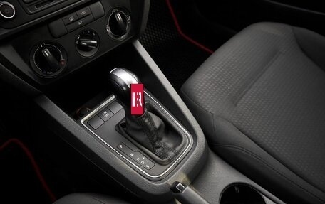 Volkswagen Jetta VI, 2015 год, 1 298 000 рублей, 11 фотография