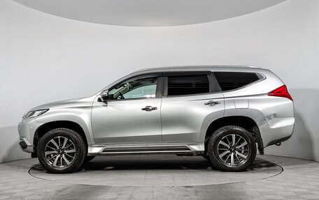 Mitsubishi Pajero Sport III рестайлинг, 2017 год, 2 590 000 рублей, 8 фотография