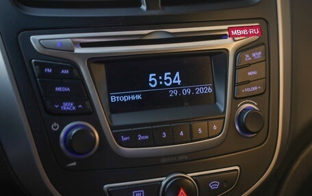 Hyundai Solaris II рестайлинг, 2015 год, 889 777 рублей, 15 фотография