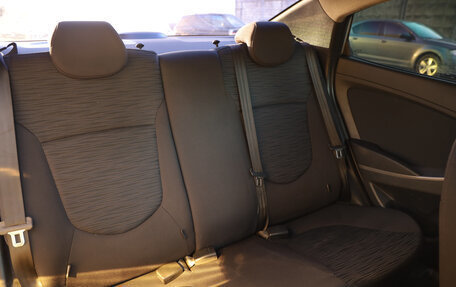 Hyundai Solaris II рестайлинг, 2015 год, 889 777 рублей, 20 фотография