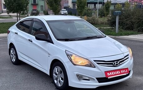 Hyundai Solaris II рестайлинг, 2015 год, 790 000 рублей, 10 фотография