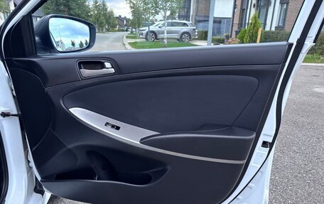 Hyundai Solaris II рестайлинг, 2015 год, 790 000 рублей, 19 фотография