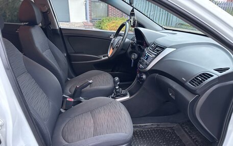 Hyundai Solaris II рестайлинг, 2015 год, 790 000 рублей, 18 фотография
