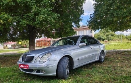 Mercedes-Benz E-Класс, 2003 год, 750 000 рублей, 1 фотография