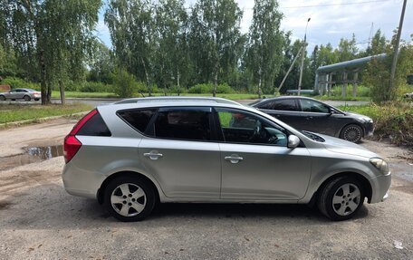 KIA cee'd I рестайлинг, 2010 год, 550 000 рублей, 3 фотография