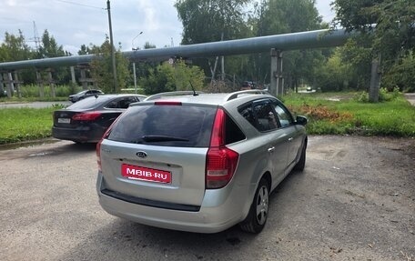 KIA cee'd I рестайлинг, 2010 год, 550 000 рублей, 2 фотография