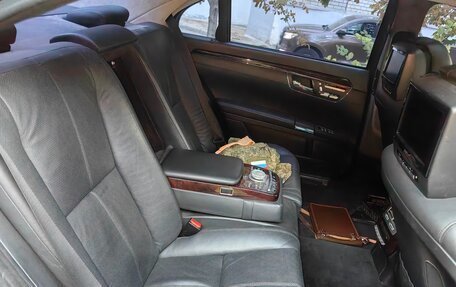 Mercedes-Benz S-Класс, 2006 год, 515 000 рублей, 8 фотография