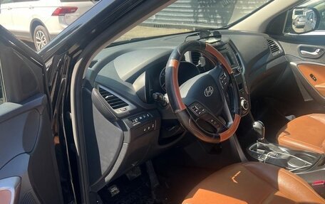 Hyundai Santa Fe III рестайлинг, 2017 год, 2 400 000 рублей, 3 фотография