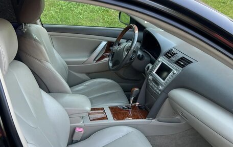 Toyota Camry, 2011 год, 1 250 000 рублей, 6 фотография