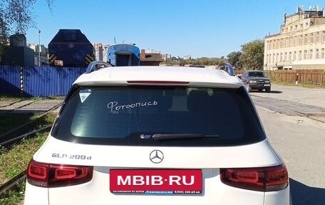 Mercedes-Benz GLB, 2022 год, 4 400 000 рублей, 3 фотография