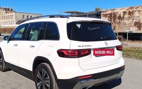 Mercedes-Benz GLB, 2022 год, 4 400 000 рублей, 4 фотография