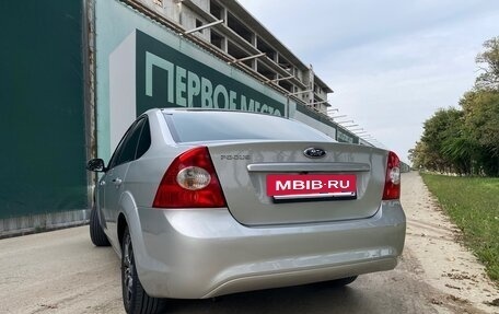 Ford Focus II рестайлинг, 2011 год, 600 000 рублей, 2 фотография