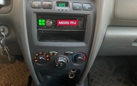 Hyundai Santa Fe III рестайлинг, 2003 год, 250 000 рублей, 13 фотография