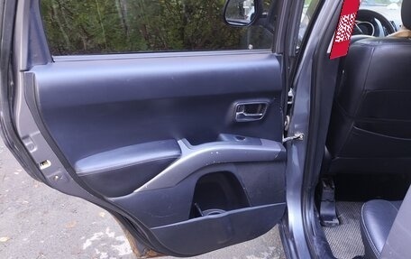 Mitsubishi Outlander III рестайлинг 3, 2007 год, 830 000 рублей, 14 фотография