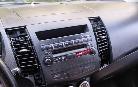 Mitsubishi Outlander III рестайлинг 3, 2007 год, 830 000 рублей, 20 фотография