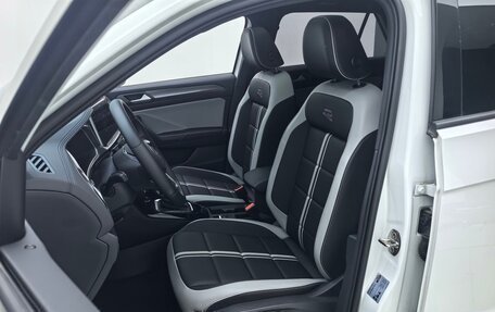 Volkswagen T-Roc I, 2025 год, 1 520 000 рублей, 13 фотография