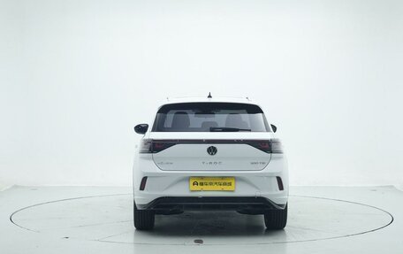 Volkswagen T-Roc I, 2025 год, 1 520 000 рублей, 10 фотография