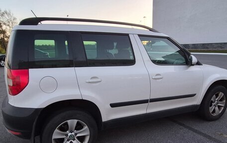 Skoda Yeti I рестайлинг, 2012 год, 950 000 рублей, 2 фотография
