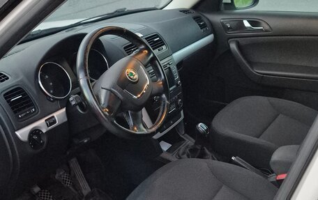 Skoda Yeti I рестайлинг, 2012 год, 950 000 рублей, 10 фотография