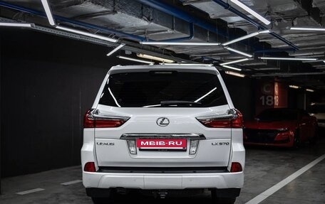 Lexus LX III, 2016 год, 7 850 000 рублей, 15 фотография