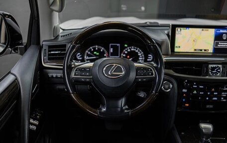 Lexus LX III, 2016 год, 7 850 000 рублей, 34 фотография