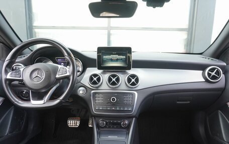 Mercedes-Benz GLA, 2016 год, 1 900 000 рублей, 12 фотография