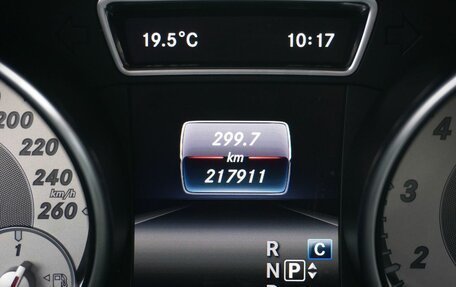 Mercedes-Benz GLA, 2016 год, 1 900 000 рублей, 16 фотография