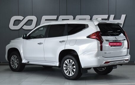 Mitsubishi Pajero Sport III рестайлинг, 2020 год, 4 499 000 рублей, 2 фотография