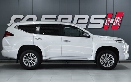 Mitsubishi Pajero Sport III рестайлинг, 2020 год, 4 499 000 рублей, 5 фотография