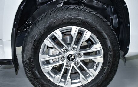 Mitsubishi Pajero Sport III рестайлинг, 2020 год, 4 499 000 рублей, 6 фотография