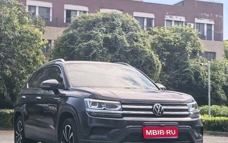 Volkswagen Tharu, 2023 год, 1 580 000 рублей, 1 фотография