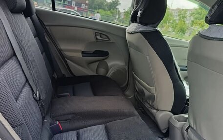 Honda Insight II рестайлинг, 2009 год, 500 000 рублей, 9 фотография