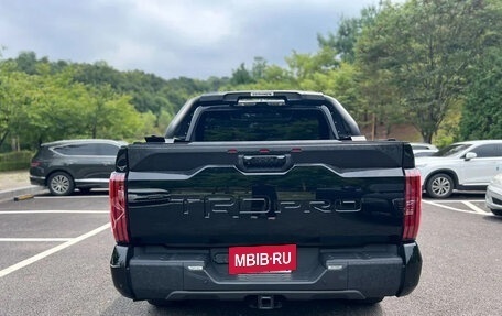Toyota Tundra, 2023 год, 13 700 000 рублей, 2 фотография