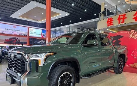 Toyota Tundra, 2023 год, 10 500 000 рублей, 1 фотография