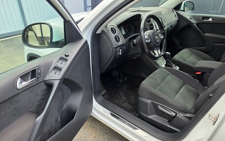 Volkswagen Tiguan I, 2016 год, 2 050 000 рублей, 16 фотография