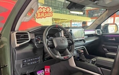 Toyota Tundra, 2023 год, 10 500 000 рублей, 7 фотография