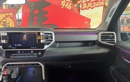Toyota Tundra, 2023 год, 10 500 000 рублей, 11 фотография