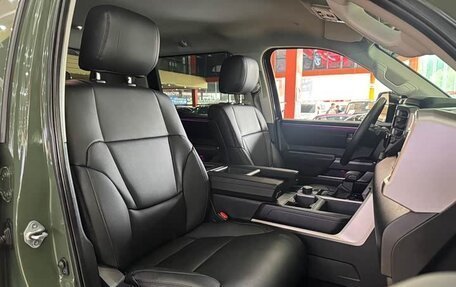 Toyota Tundra, 2023 год, 10 500 000 рублей, 14 фотография