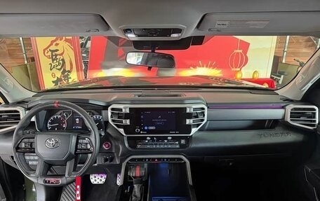 Toyota Tundra, 2023 год, 10 500 000 рублей, 10 фотография